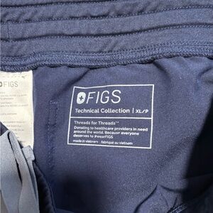 Figs scrub bottoms XL petite